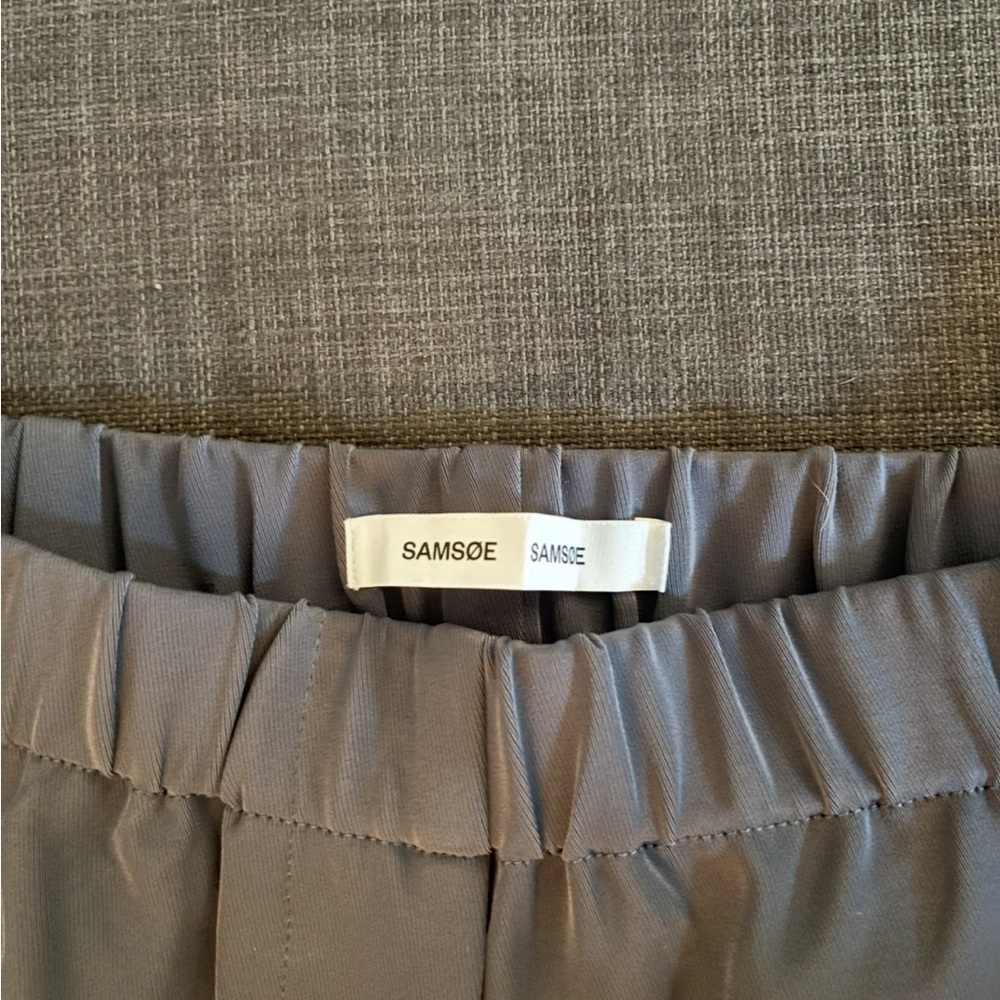 SAMSOE Charcoal Pleated Skirt
